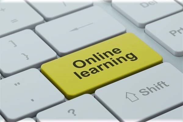 مقایسه یادگیری آنلاین و آموزش حضوری